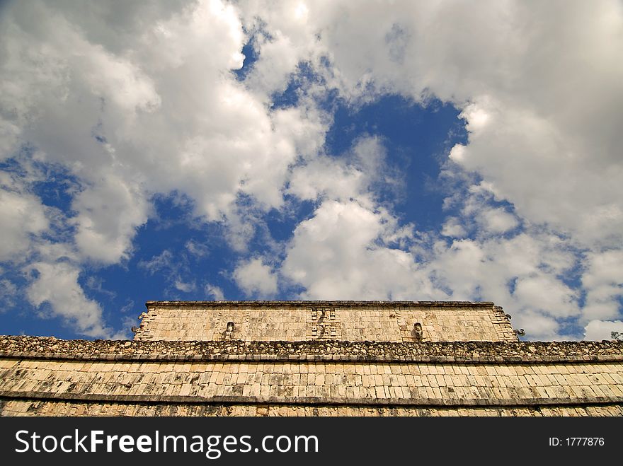 Ruins and clouds in Chichen Itza, Mexico. Ruins and clouds in Chichen Itza, Mexico