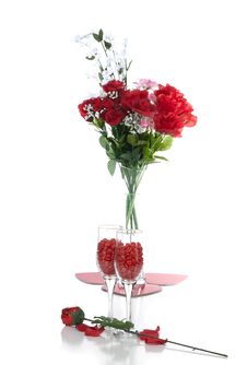 Cinnamon Hearts In Two Champagne Glasses Royalty Free Stock Photos