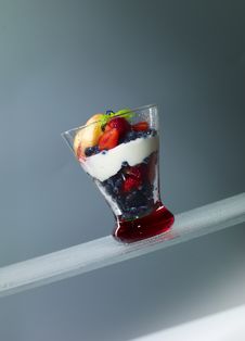 Strawberry Desert Royalty Free Stock Images Strawberry Desert Royalty Free Stock Images