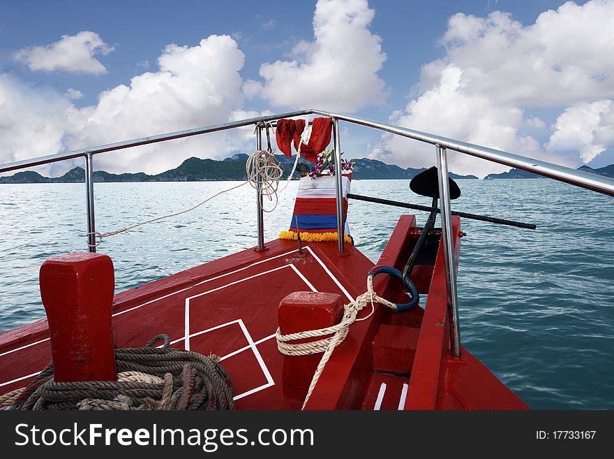 Front of a boat during sail