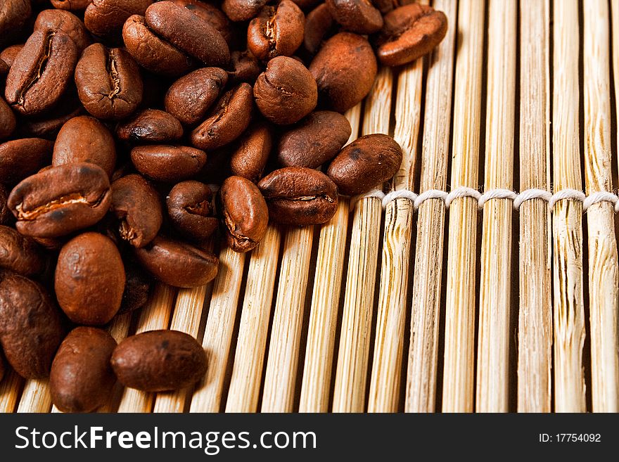 Roasted coffee beans. food backgound
