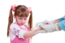 A Doctor Giving Little Girl An Injection Stock Photos