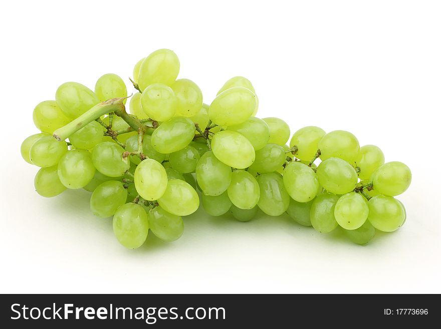 Green grapes isolated on white with clipping path.