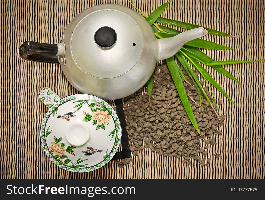 Still life of ginseng oolong tea set
