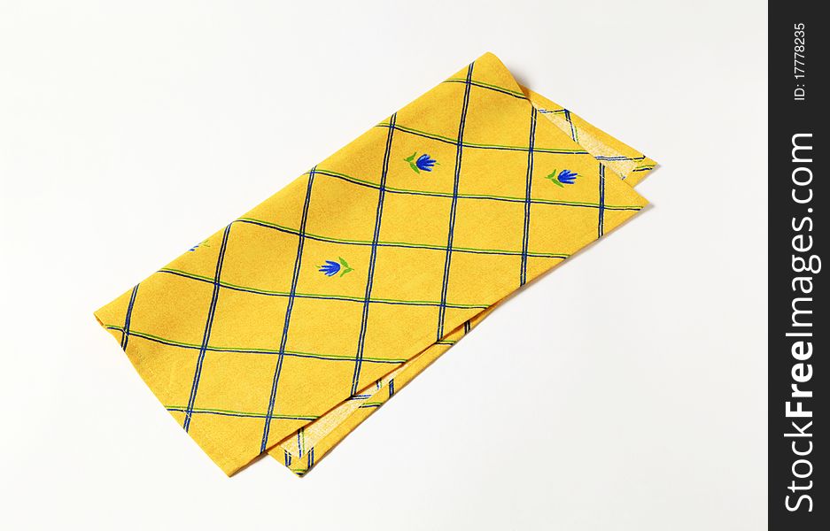 Small yellow napkin with flower pattern - studio