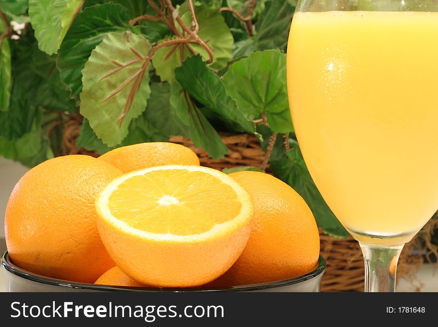 Orange Juice & Oranges
