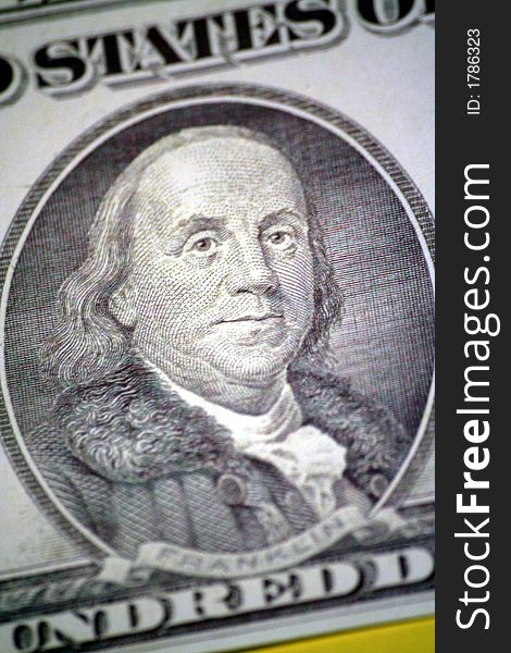 100 dollar banknote detail (Franklin)