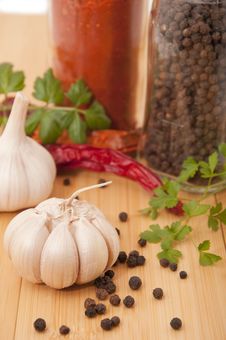 Garlic And Pepper With Other Spices Stock Photography