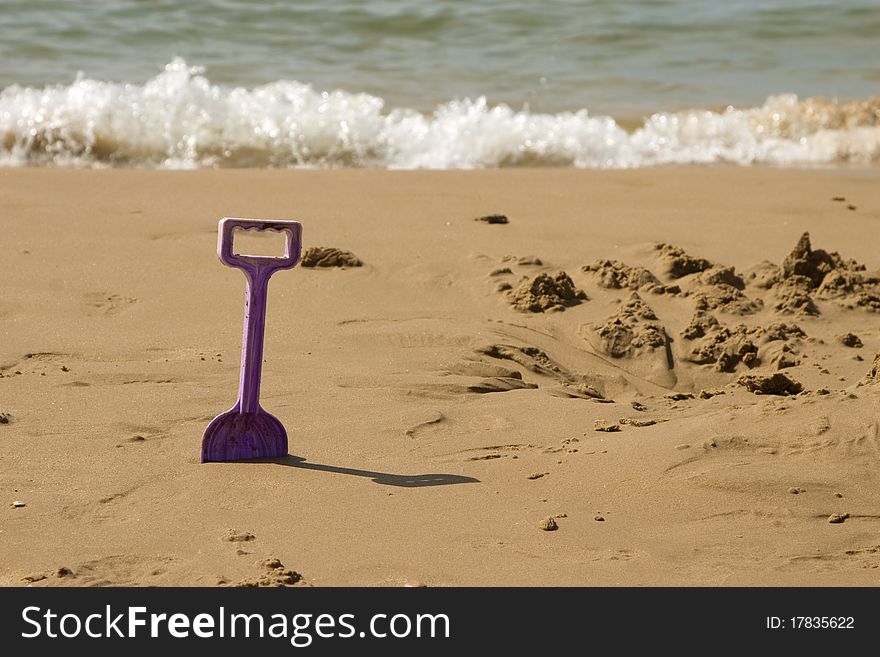 Kids spade on the sea beach