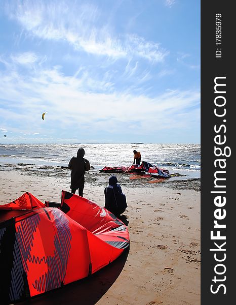 Sea command competitions on Kitesurfing