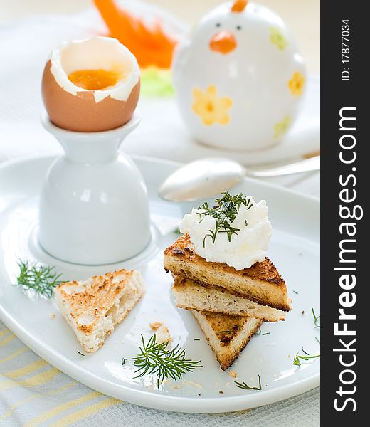 Toast with cottage cheese and boilde egg for breakfast