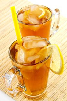 Cold Tea With Cubes Of An Ice And A Lemon Stock Photography