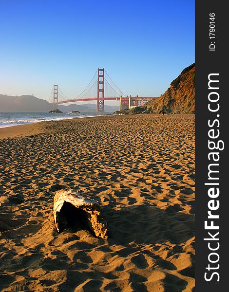 Baker Beach is a state and national public beach on the Pacific Ocean coast, on the San Francisco peninsula. Baker Beach is a state and national public beach on the Pacific Ocean coast, on the San Francisco peninsula