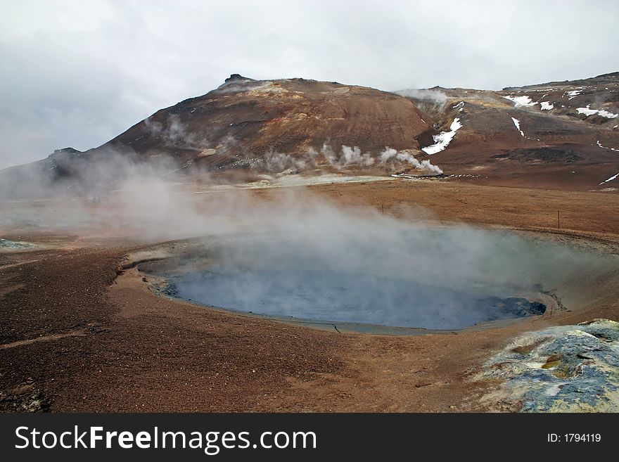 Volcanic mud in Iceland, Hverarond