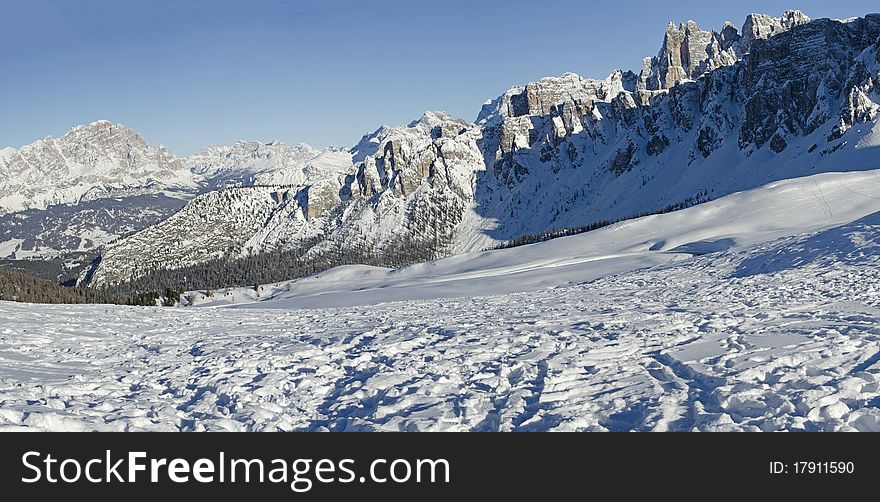 Stunning Panorama from Passo Giau, Italian Alps. Stunning Panorama from Passo Giau, Italian Alps