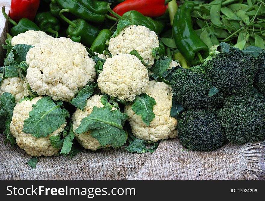 Cauliflower and green broccoli flowers