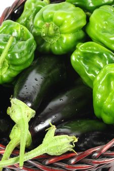 Green Peppers And Purple Eggplant Royalty Free Stock Photos Green Peppers And Purple Eggplant Royalty Free Stock Photos
