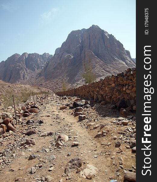 Way to Walley Arbaeen, from St. Katherine willage, Mount Raaba and Katherine (behind), Sinai, Egypt