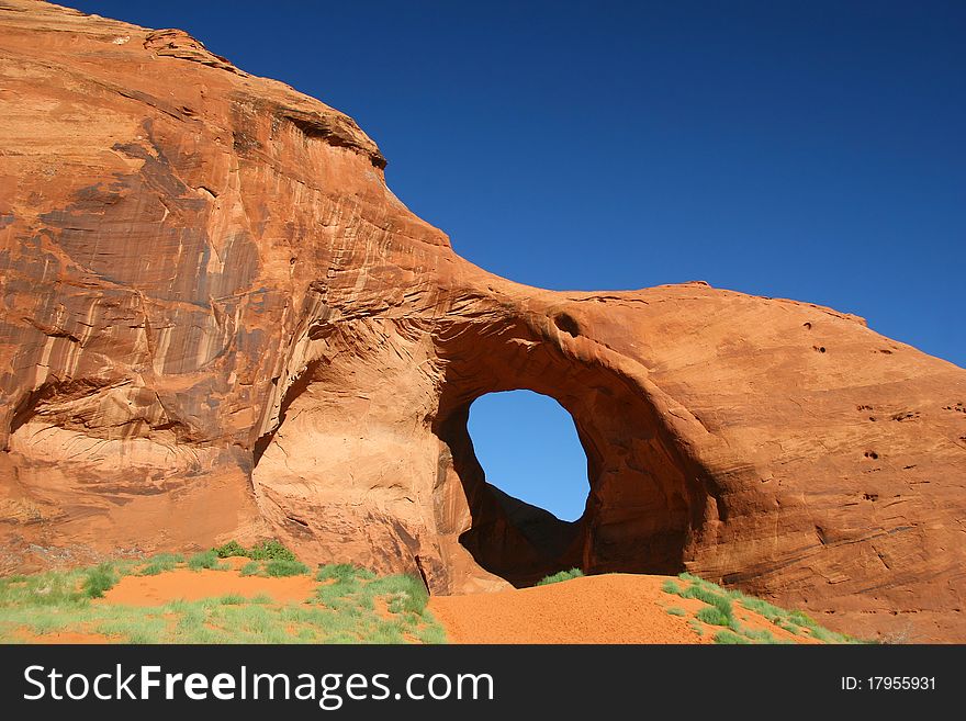 Sandstone Arch - Monument Valley, Arizona