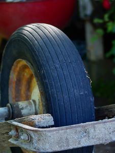 Old Wheel Barrel Royalty Free Stock Image Old Wheel Barrel Royalty Free Stock Image