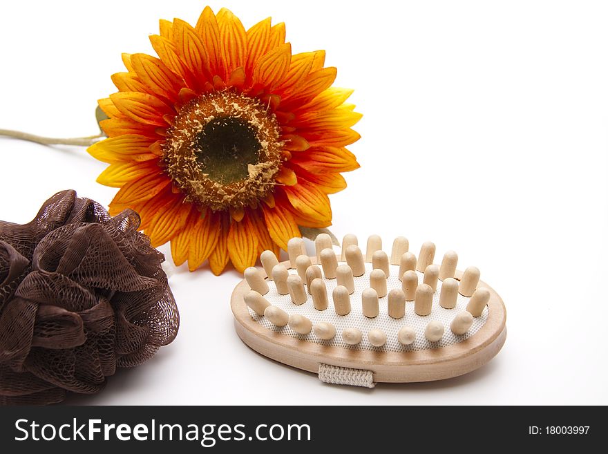 Massage brush with sponge and sunflower