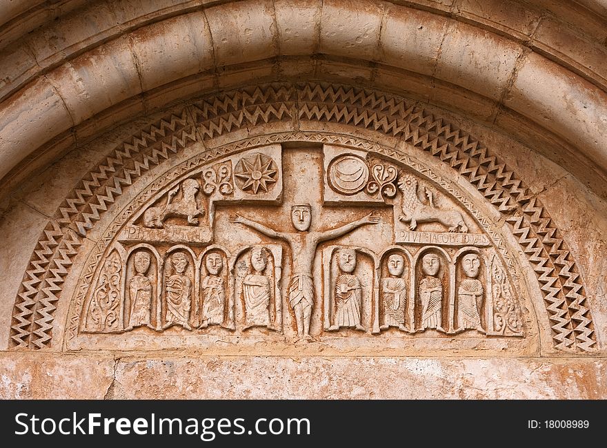 tympanum of the church of Santa Maria,Siurana