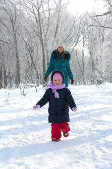 Mother And Kid Having Fun Outdoors On Winter Day Stock Photography Mother And Kid Having Fun Outdoors On Winter Day Stock Photography