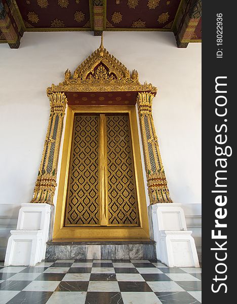 Golden Door At At Wat Phra Kaew