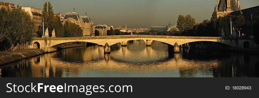 Pont du Carrousel in the morning, Paris, France