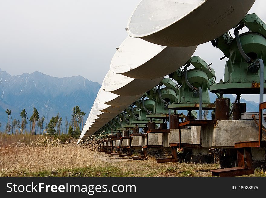 SSRT - Siberian Solar Radio Telescope. Spring 2009. SSRT - Siberian Solar Radio Telescope. Spring 2009.