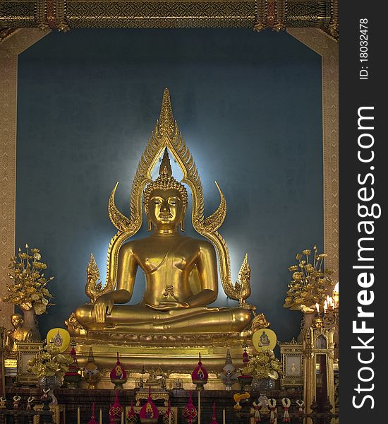 Golden Buddha statue,Wat Benchamabopith,Bangkok,Thailand