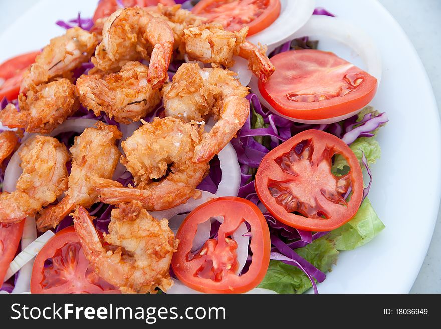 thai food fried Shrimp Salad