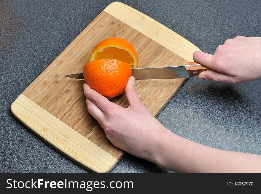 Slicing Orange