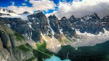 Moraine Lake, Valley Of The Ten Peaks, Alberta, Canada, Beautiful Landscape, Banff National Park Royalty Free Stock Images Moraine Lake, Valley Of The Ten Peaks, Alberta, Canada, Beautiful Landscape, Banff National Park Royalty Free Stock Images