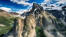 Valley Of The Ten Peaks, Moraine Lake, Alberta, Canada, Banff National Park, Beautiful Landscape Stock Photo