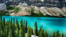 Moraine Lake, Valley Of The Ten Peaks, Beautiful Landscape, Alberta, Canada, Banff National Park Royalty Free Stock Photography Moraine Lake, Valley Of The Ten Peaks, Beautiful Landscape, Alberta, Canada, Banff National Park Royalty Free Stock Photography