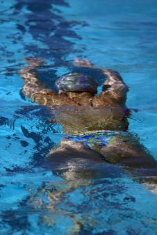 Woman Swimming Underwater Royalty Free Stock Photo