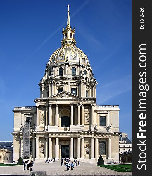 Hotel des Invalides was the place in Paris, where veterans could find food and bed.