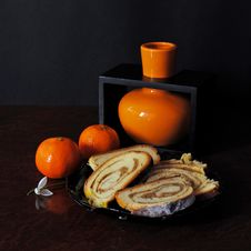 Strudel And Tangerines Royalty Free Stock Images Strudel And Tangerines Royalty Free Stock Images