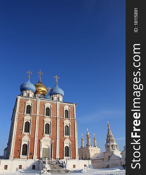 Ryazan Kremlin - one of the most beautiful monuments in Central Russia. Ryazan Kremlin - one of the most beautiful monuments in Central Russia