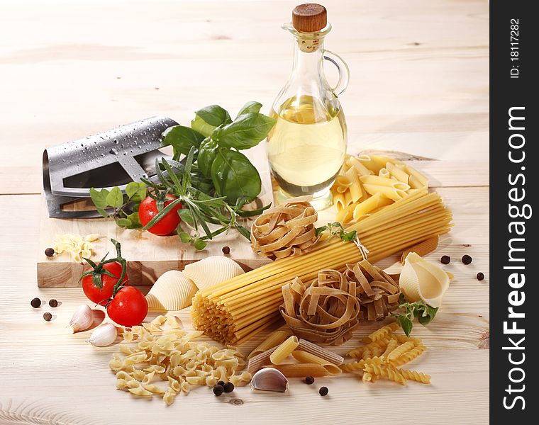 DIfferent kinds of pasta with herbs