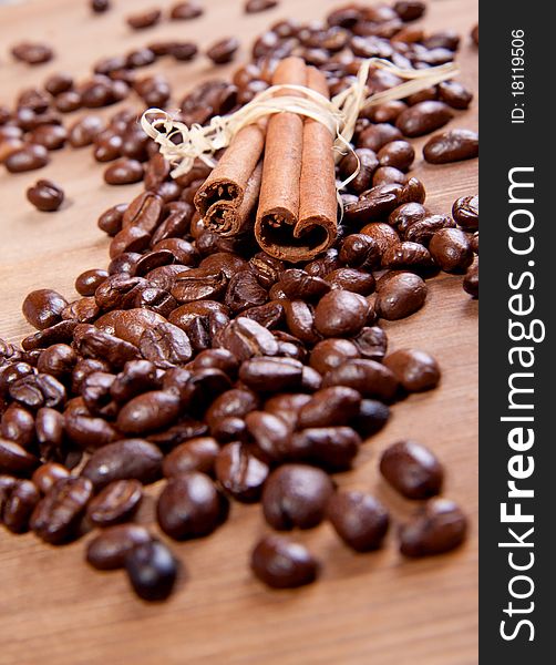 Fragrant fried coffee beans with cinnamon