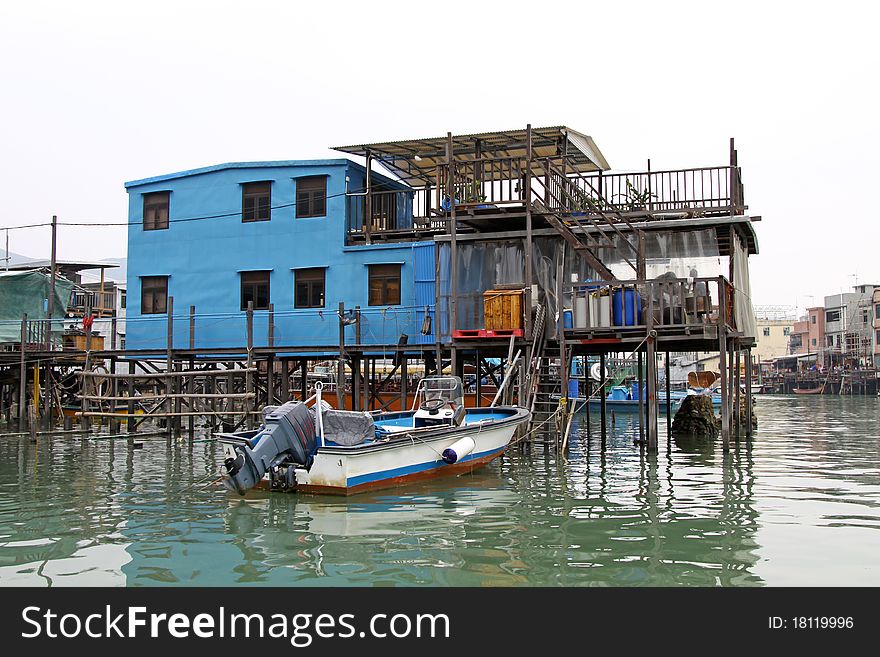 The silted-houses and the water village is shown in this picture. The silted-houses and the water village is shown in this picture