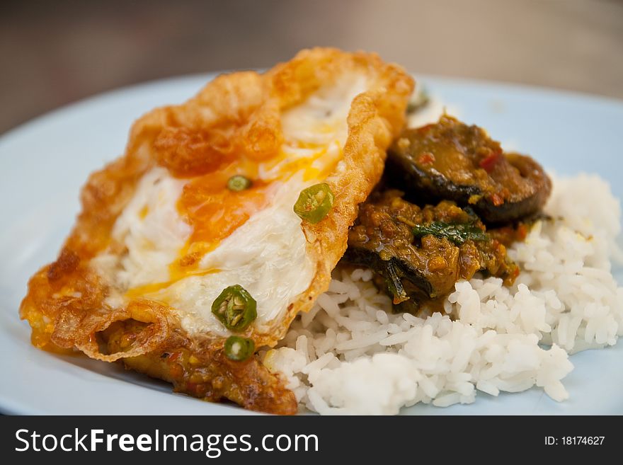 Fried Egg Rice