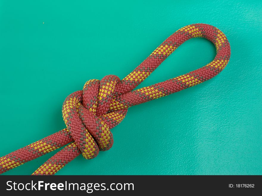 Colorful knot