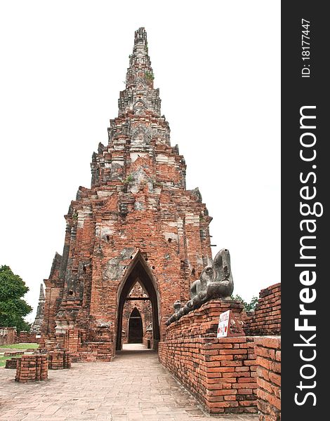 Die cut Wat Chaiwattanaram temple's arch,Ayutthaya