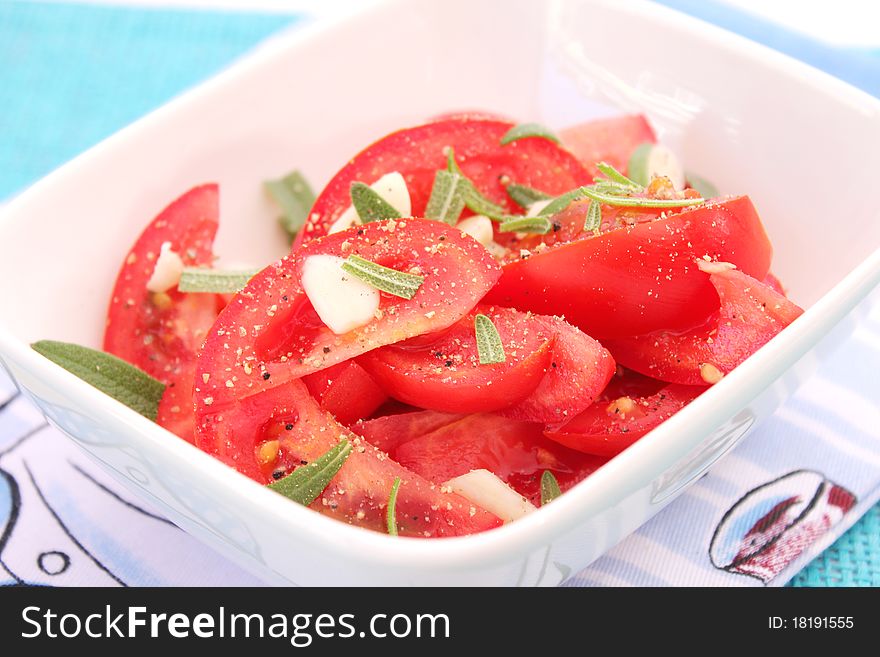 A fresh salad of tomatoes