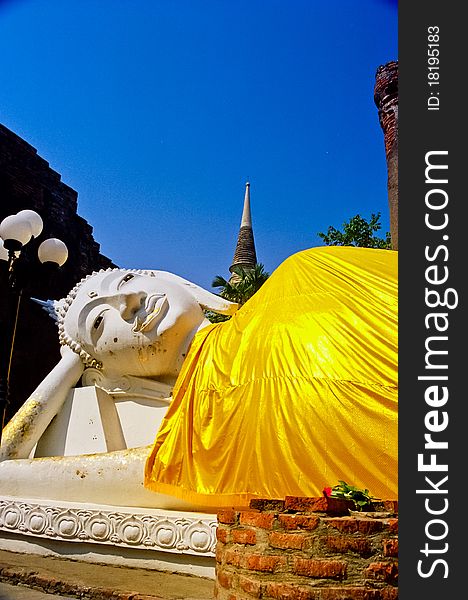 Buddha image at Wat Yai Chaimongkol, Ayutthaya, Thailand