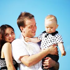 Happy Family In Sky Royalty Free Stock Images Happy Family In Sky Royalty Free Stock Images