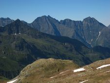 Sharp Peaks Of High Mountains Royalty Free Stock Images Sharp Peaks Of High Mountains Royalty Free Stock Images